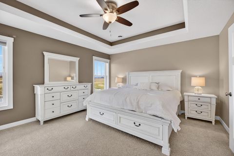 Tiny photo for 6326 Lillie Avenue, Davenport, IA 52806 (MLS # 100000413)