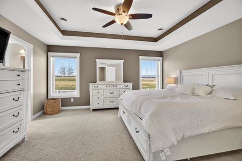 Tiny photo for 6326 Lillie Avenue, Davenport, IA 52806 (MLS # 100000413)