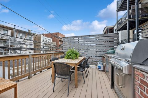 Tiny photo for 3745 N WILTON Avenue #2, Chicago, IL 60613 (MLS # 12610194)