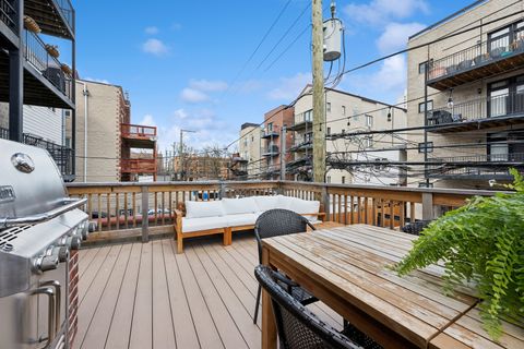 Tiny photo for 3745 N WILTON Avenue #2, Chicago, IL 60613 (MLS # 12610194)