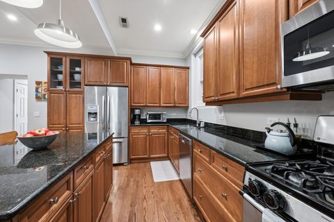 Tiny photo for 3745 N WILTON Avenue #2, Chicago, IL 60613 (MLS # 12610194)