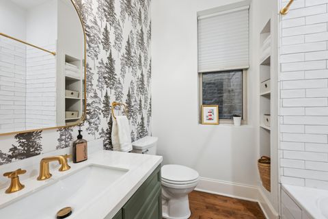Tiny photo for 3745 N WILTON Avenue #2, Chicago, IL 60613 (MLS # 12610194)