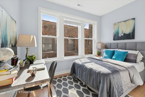 Tiny photo for 847 W Ainslie Street #2W, Chicago, IL 60640 (MLS # 12500062)