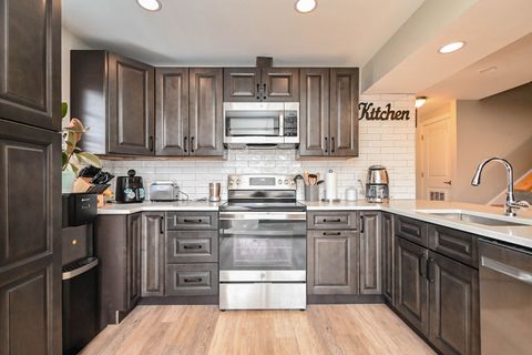 Tiny photo for 598 Dunham Road, Gurnee, IL 60031 (MLS # 12575410)