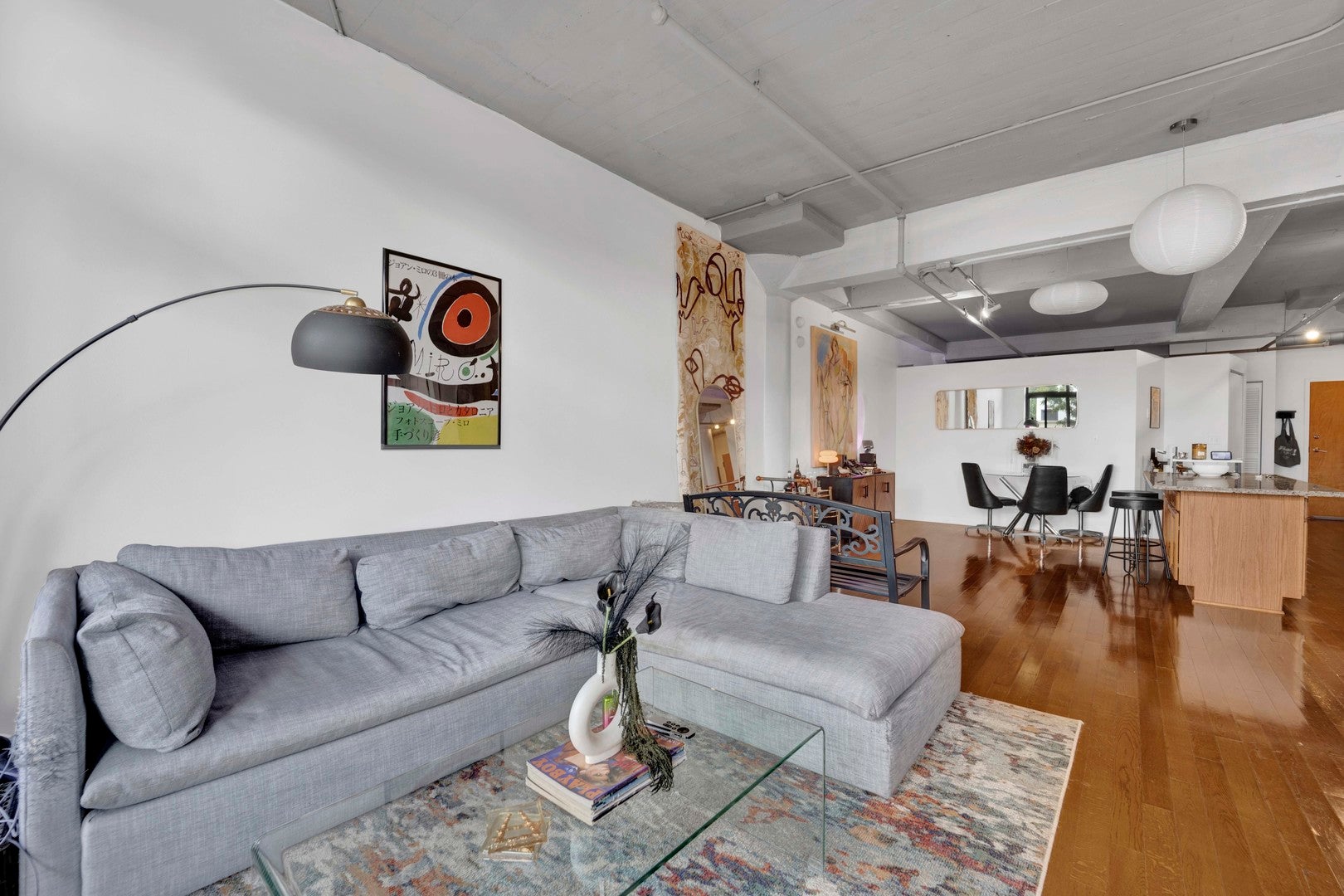 1525 S Sangamon Street 307