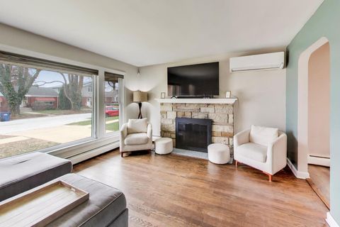 Tiny photo for 9309 S Lawndale Avenue, Evergreen Park, IL 60805 (MLS # 12594119)