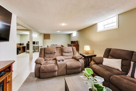 Tiny photo for 9309 S Lawndale Avenue, Evergreen Park, IL 60805 (MLS # 12594119)