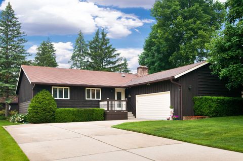 440 E Walnut Street Roselle IL 60172