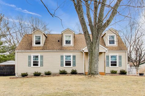 Photo of 1607 W Plainfield Road, La Grange Highlands, IL 60525 (MLS # 12577187)