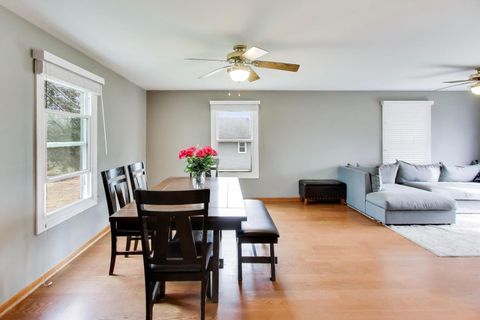 Tiny photo for 1607 W Plainfield Road, La Grange Highlands, IL 60525 (MLS # 12577187)