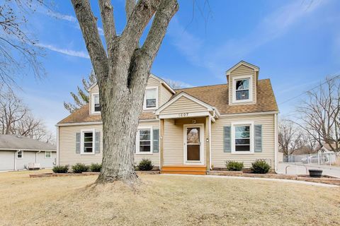 Tiny photo for 1607 W Plainfield Road, La Grange Highlands, IL 60525 (MLS # 12577187)