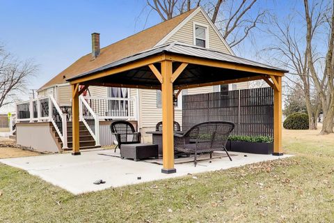 Tiny photo for 1607 W Plainfield Road, La Grange Highlands, IL 60525 (MLS # 12577187)