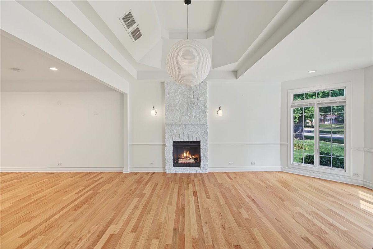 1009 Douglas Avenue