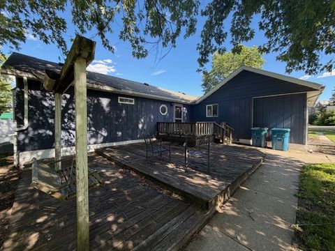 Tiny photo for 416 E Seventh Street, Minonk, IL 61760 (MLS # 12671191)