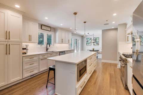 Tiny photo for 1 BIRCH LAKES Drive, Hawthorn Woods, IL 60047 (MLS # 12696373)