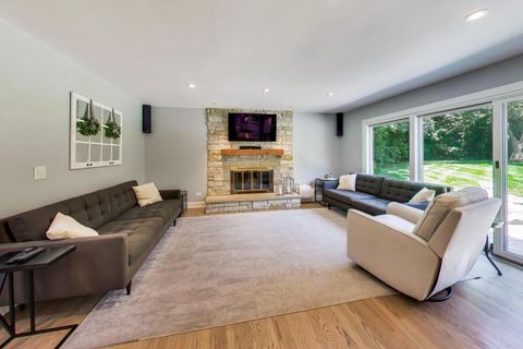 Tiny photo for 1 BIRCH LAKES Drive, Hawthorn Woods, IL 60047 (MLS # 12696373)