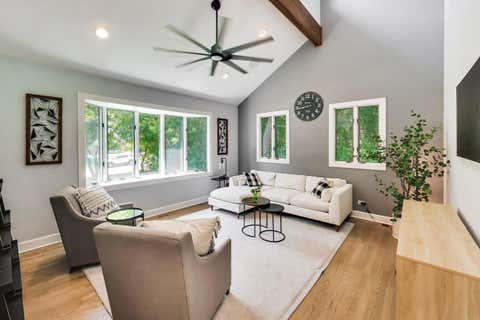 Tiny photo for 1 BIRCH LAKES Drive, Hawthorn Woods, IL 60047 (MLS # 12696373)