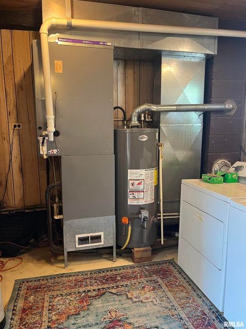 Tiny photo for 204 W Gelston Street, Valier, IL 62891 (MLS # EB459909)