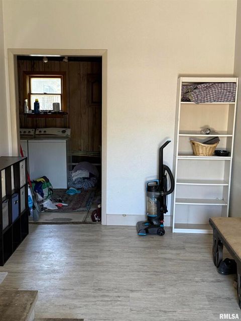 Tiny photo for 204 W Gelston Street, Valier, IL 62891 (MLS # EB459909)