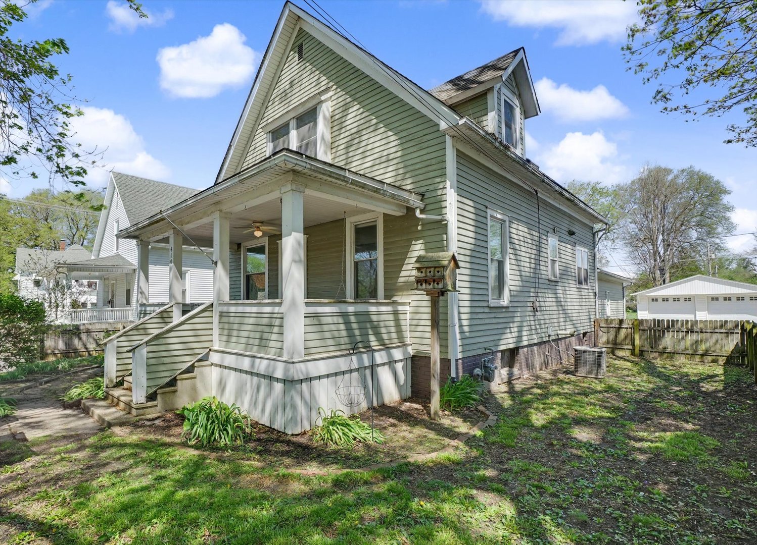 410 E LAFAYETTE