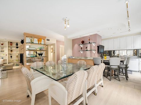 Tiny photo for 100 E Bellevue Place #3E, Chicago, IL 60611 (MLS # 12472082)