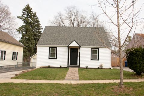 Photo of 22 N 12th Street, St. Charles, IL 60174 (MLS # 12613954)