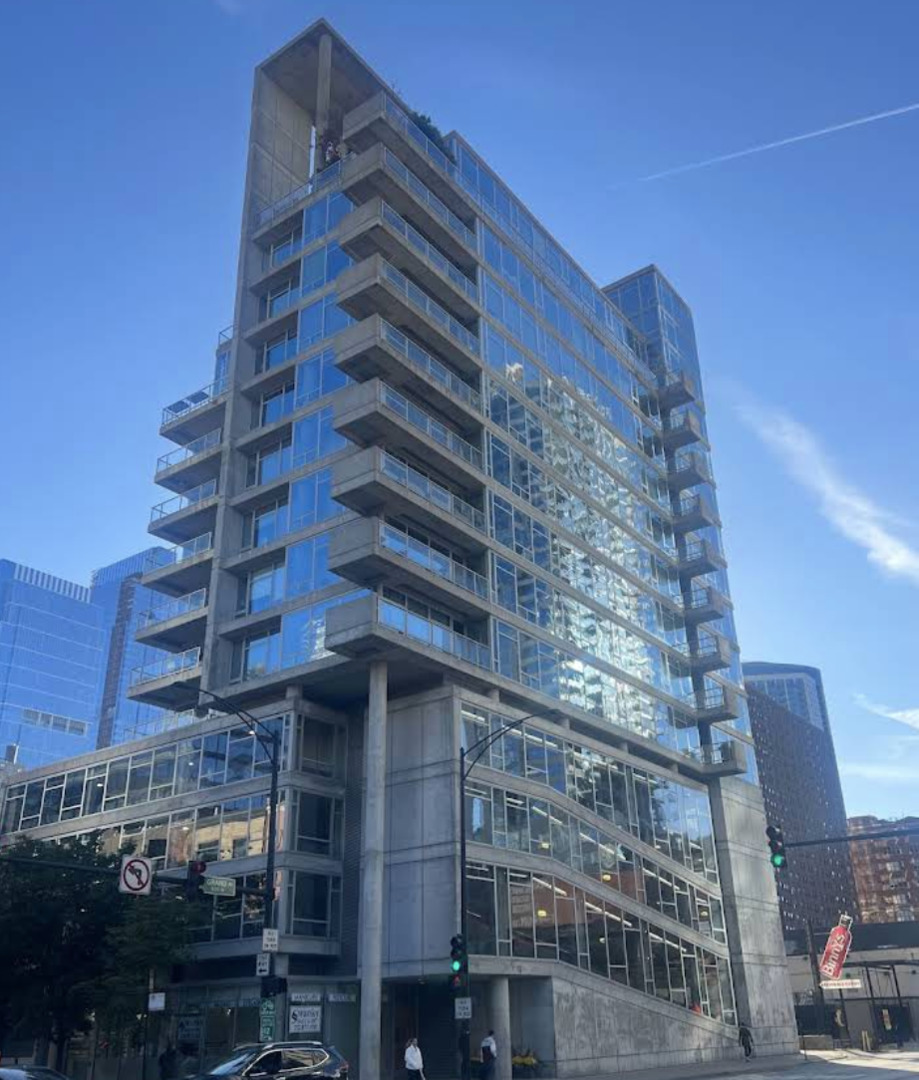 201 W Grand Avenue P-18