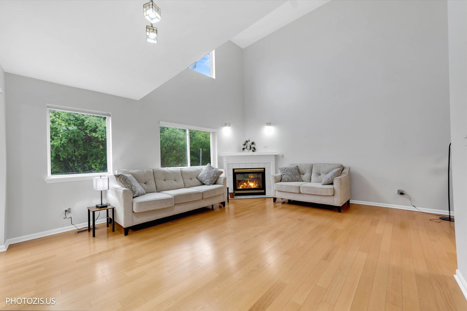 650 E Whispering Oaks Court