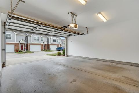 Tiny photo for 650 E Whispering Oaks Court, Palatine, IL 60074 (MLS # 12504102)