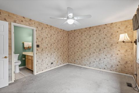 Tiny photo for 1029 Claremont Drive, Downers Grove, IL 60516 (MLS # 12572816)