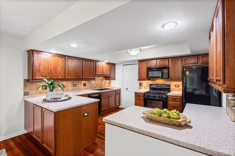 Tiny photo for 1029 Claremont Drive, Downers Grove, IL 60516 (MLS # 12572816)