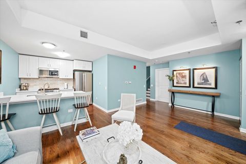 Tiny photo for 1159 N Cambridge Avenue #3, Chicago, IL 60610 (MLS # 12532938)