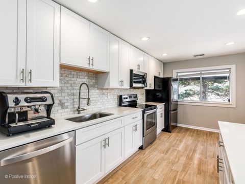 Tiny photo for 176 Grove Avenue #C, Des Plaines, IL 60016 (MLS # 12596361)