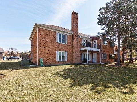 Tiny photo for 176 Grove Avenue #C, Des Plaines, IL 60016 (MLS # 12596361)