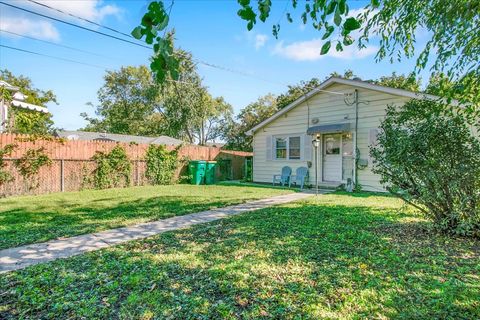 Tiny photo for 703 Oakland Avenue, Joliet, IL 60435 (MLS # 12529045)