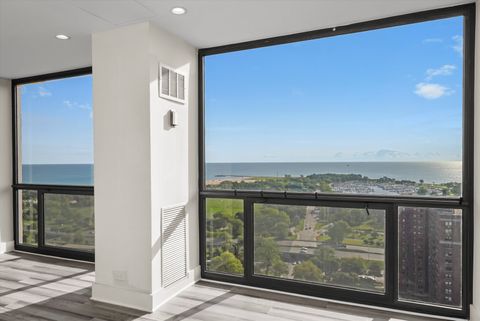 Tiny photo for 4343 N Clarendon Avenue #2810, Chicago, IL 60613 (MLS # 12465783)