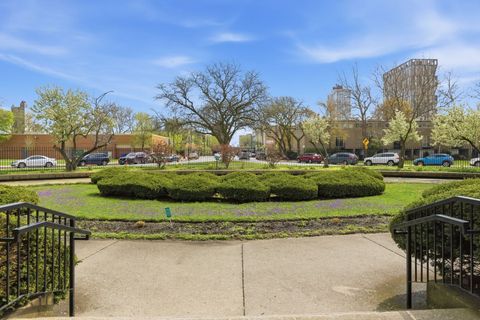 Tiny photo for 1451 E 55th Street #417N, Chicago, IL 60615 (MLS # 12622680)