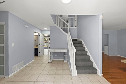 Tiny photo for 24 Westmoor Court, Aurora, IL 60502 (MLS # 12750457)