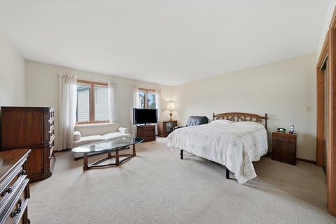 Tiny photo for 709 Jenkisson Avenue, Lake Bluff, IL 60044 (MLS # 12776011)