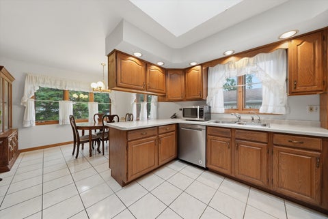 Tiny photo for 709 Jenkisson Avenue, Lake Bluff, IL 60044 (MLS # 12776011)