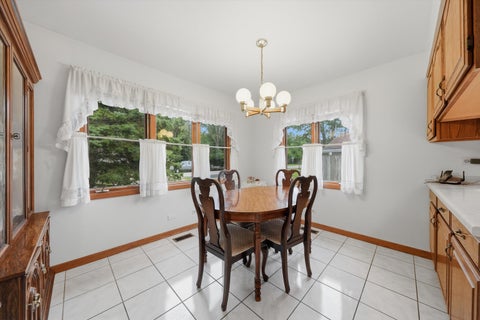 Tiny photo for 709 Jenkisson Avenue, Lake Bluff, IL 60044 (MLS # 12776011)