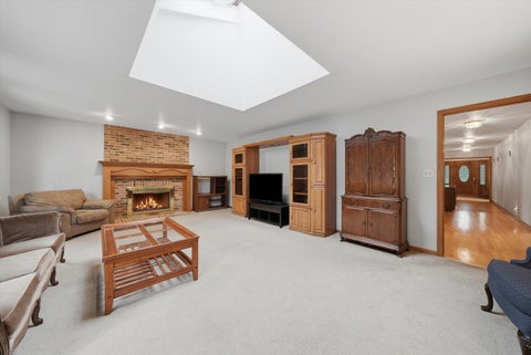 Tiny photo for 709 Jenkisson Avenue, Lake Bluff, IL 60044 (MLS # 12776011)