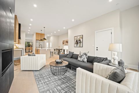 Tiny photo for 4353 N Richmond Avenue #1N, Chicago, IL 60618 (MLS # 12525602)