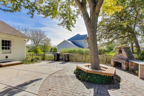 Tiny photo for 402 Hankes Road, Sugar Grove, IL 60554 (MLS # 12504931)