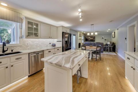 Tiny photo for 402 Hankes Road, Sugar Grove, IL 60554 (MLS # 12504931)