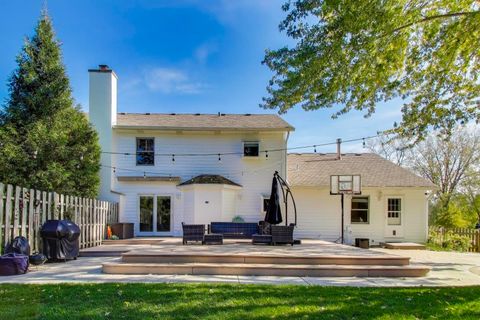 Tiny photo for 402 Hankes Road, Sugar Grove, IL 60554 (MLS # 12504931)