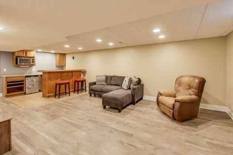 Tiny photo for 402 Hankes Road, Sugar Grove, IL 60554 (MLS # 12504931)