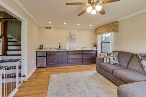 Tiny photo for 402 Hankes Road, Sugar Grove, IL 60554 (MLS # 12504931)