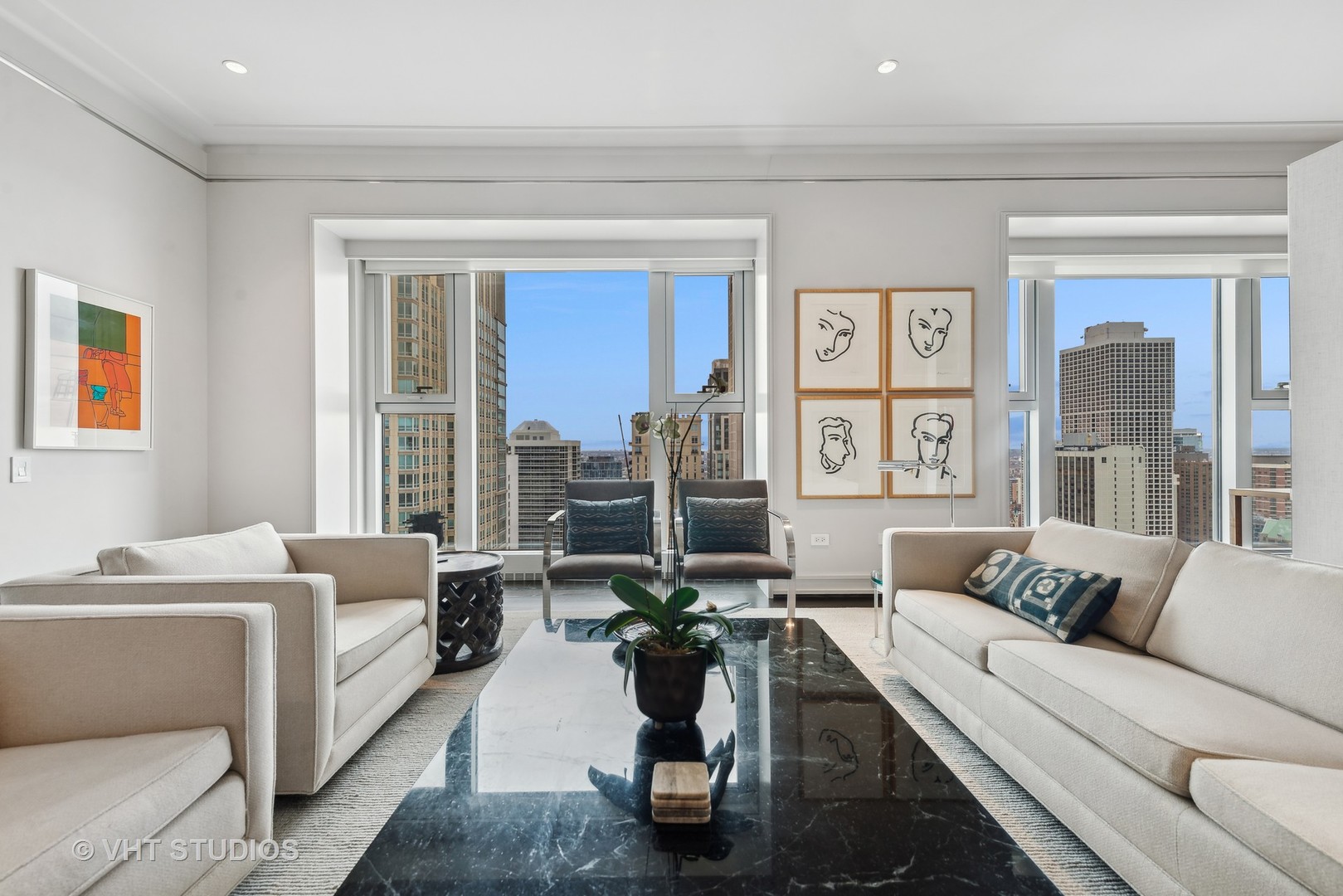 77 E WALTON Street 25D
