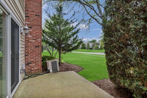 Tiny photo for 3053 Anton Drive, Aurora, IL 60504 (MLS # 12634343)
